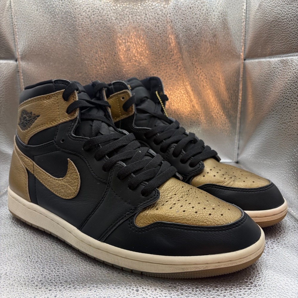 Size 11 Nike Air Jordan 1 Retro High OG Black Gold Mens Shoes DZ5485-071